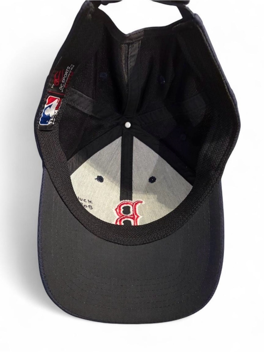 MLB Classic Boston Red Sox navy blue cap with red 'B' logo - Picture 5 of 8